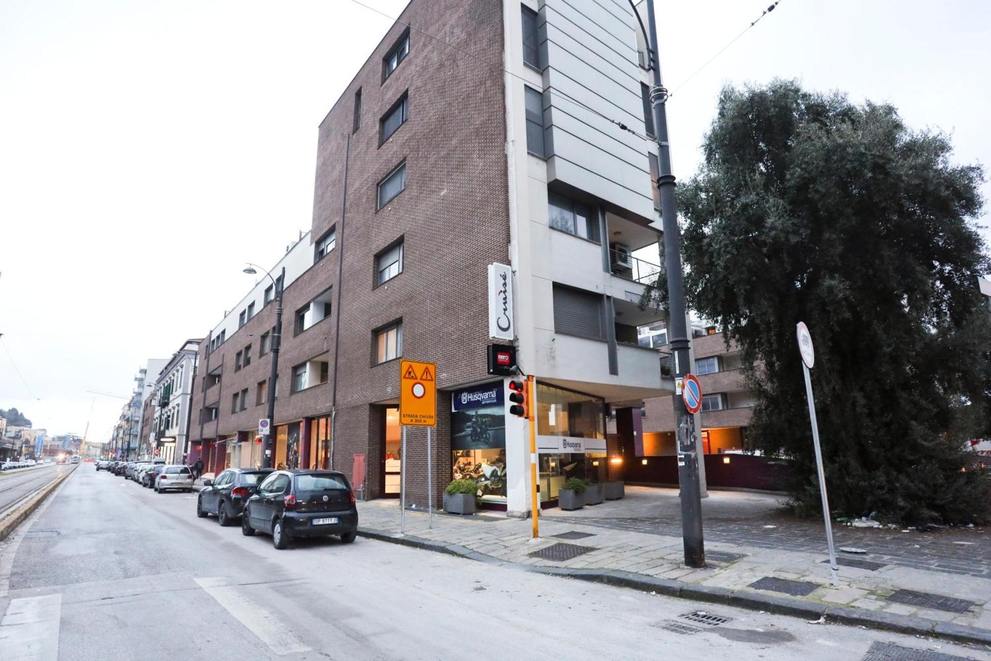 Sebeto Apartments With Parking & Netfilx Naples Luaran gambar